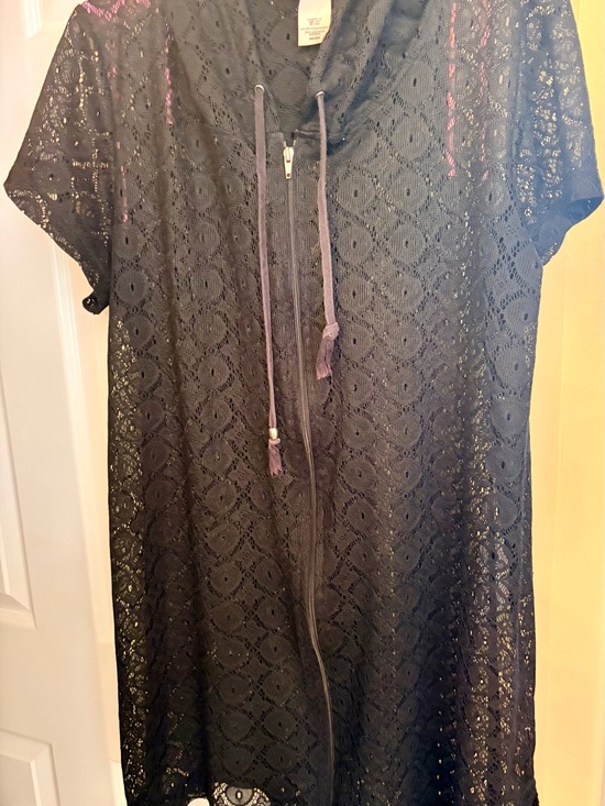 Jaclyn Smith Other - Jaclyn Smith Black Lace Zip Hoodie Swim Coverup